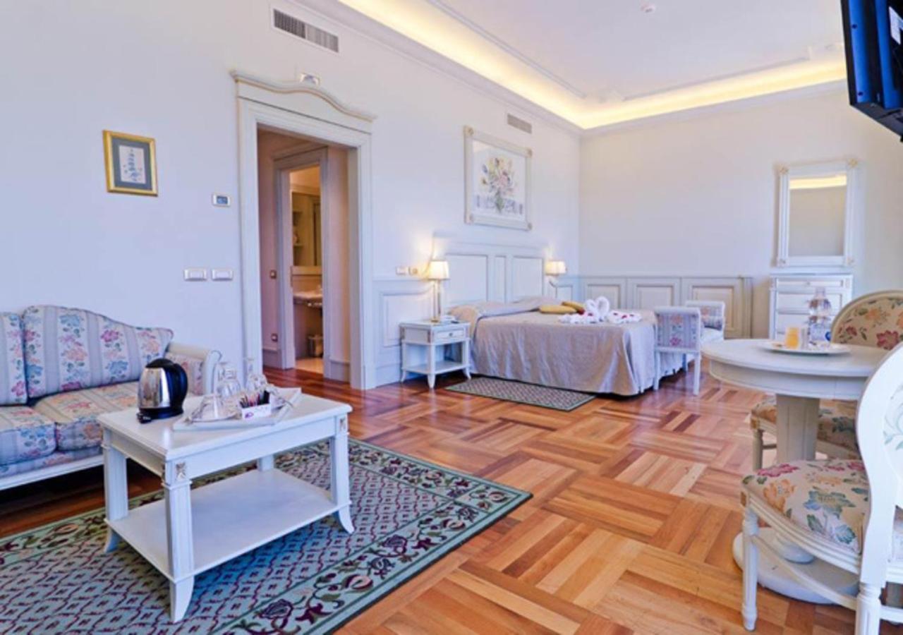 Hotel De Paris San Remo Kültér fotó